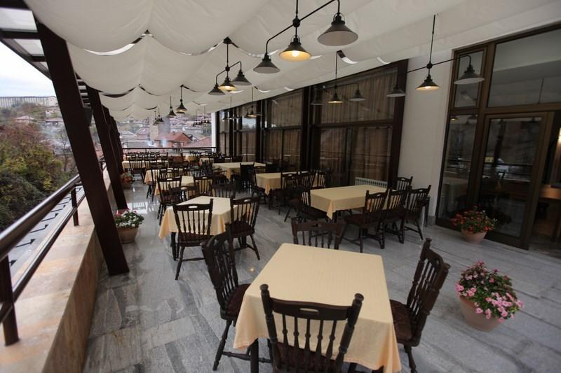 Hotel Kratis Kratovo Екстер'єр фото
