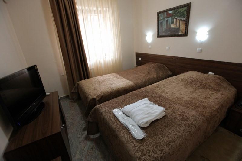 Hotel Kratis Kratovo Екстер'єр фото